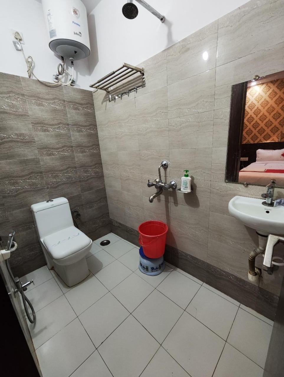 Hotel Rudraksha Inn Диогар Екстериор снимка