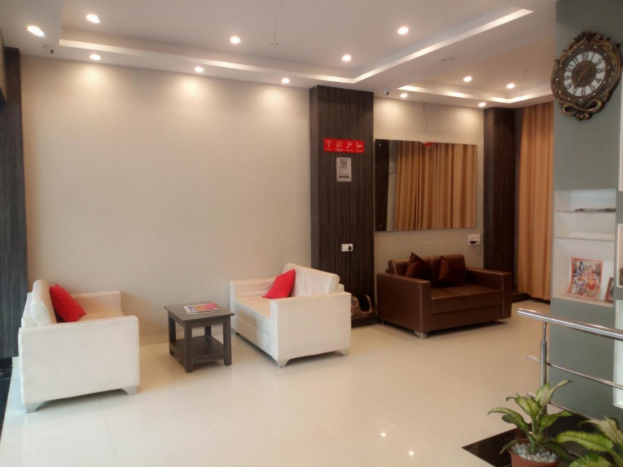 Hotel Rudraksha Inn Диогар Екстериор снимка
