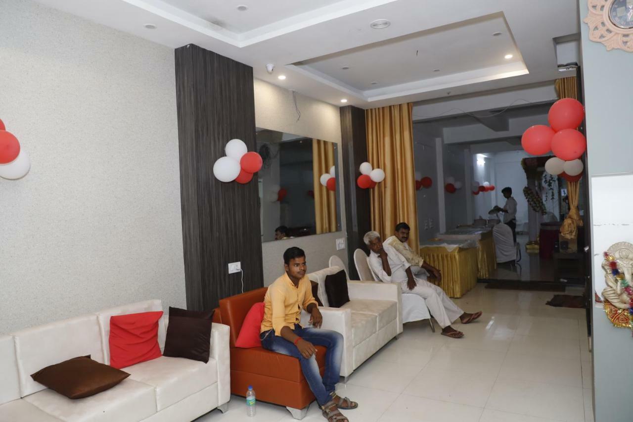 Hotel Rudraksha Inn Диогар Екстериор снимка